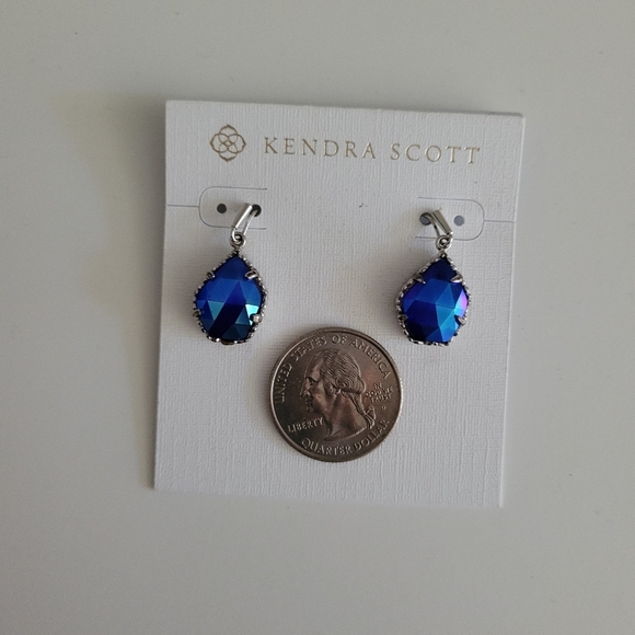 SOLD Kendra Scott Cobalt Drop Earrings - Picture 4 of 4